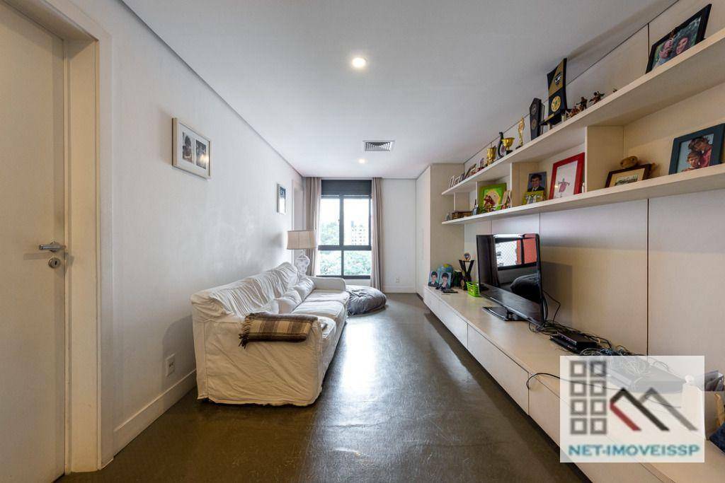 Apartamento à venda com 4 quartos, 500m² - Foto 17