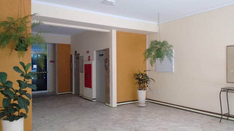 Apartamento à venda com 2 quartos, 69m² - Foto 5