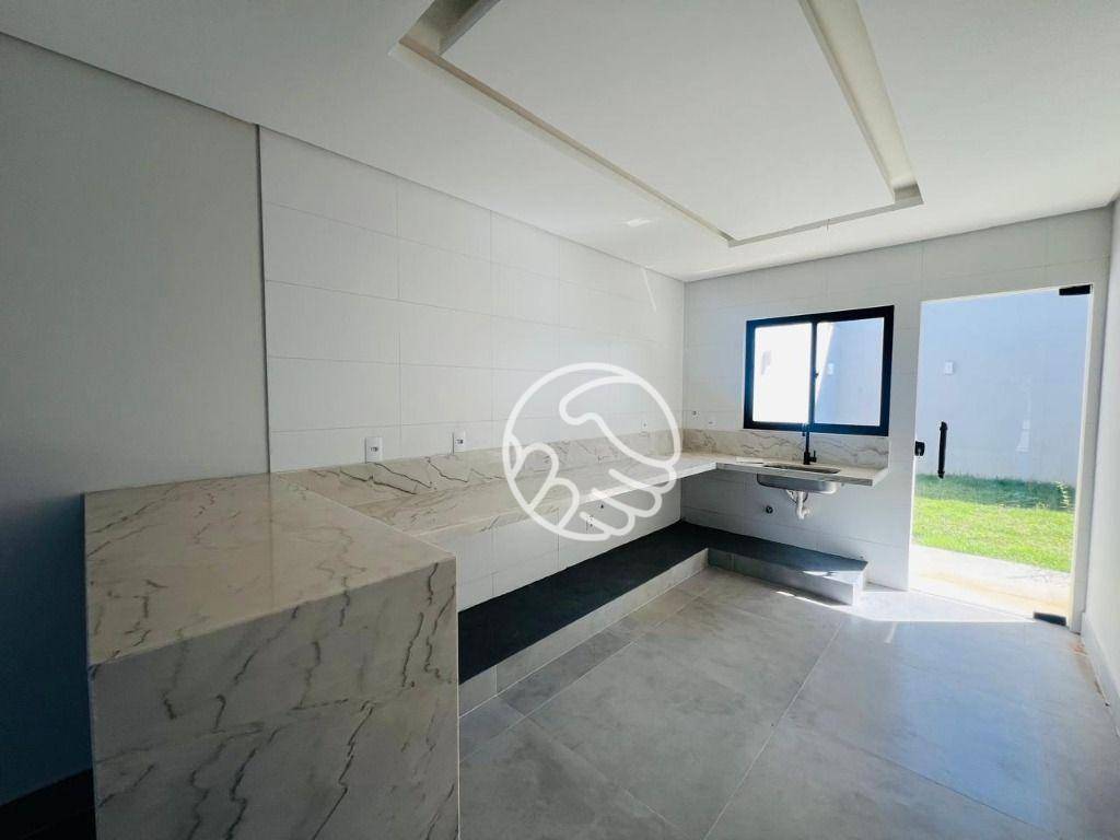 Casa à venda com 3 quartos, 125m² - Foto 3