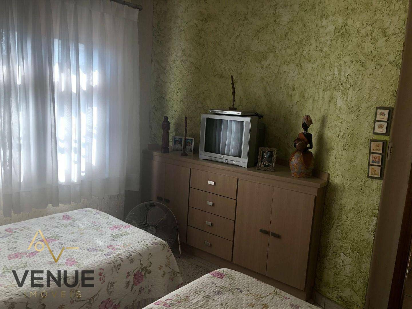 Sobrado à venda com 5 quartos, 300m² - Foto 16