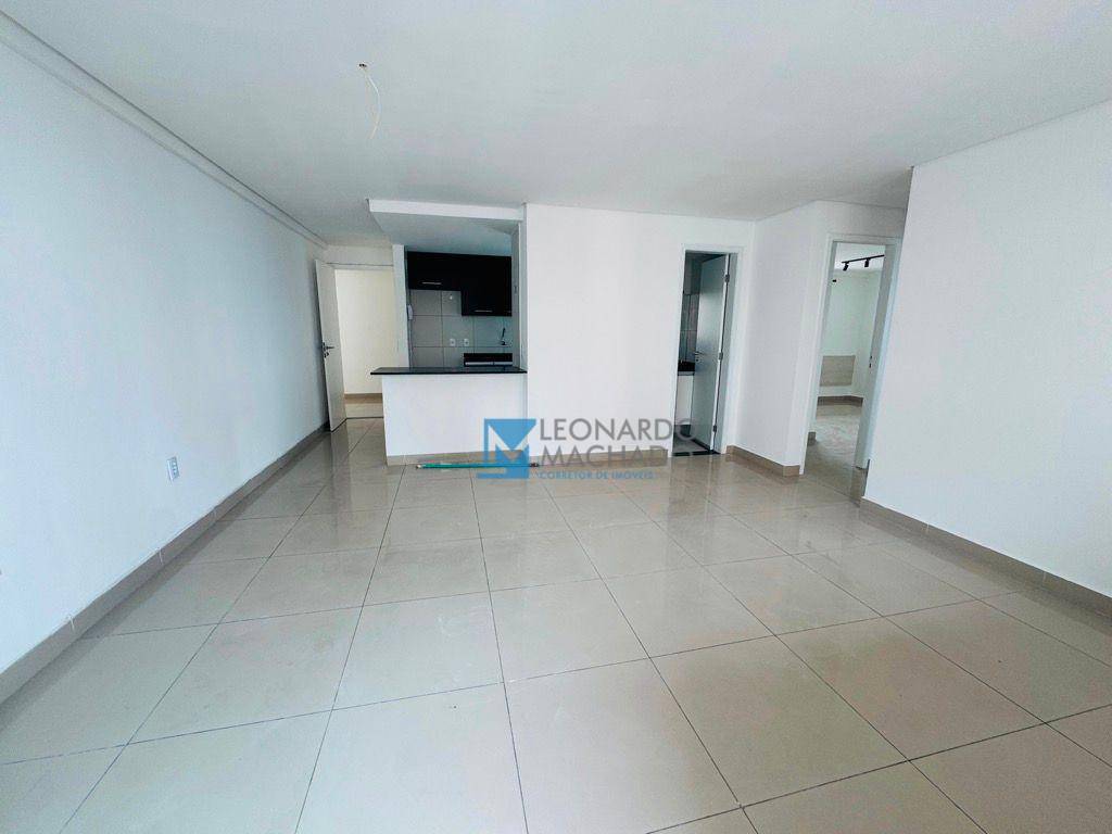 Apartamento à venda com 2 quartos, 86m² - Foto 3