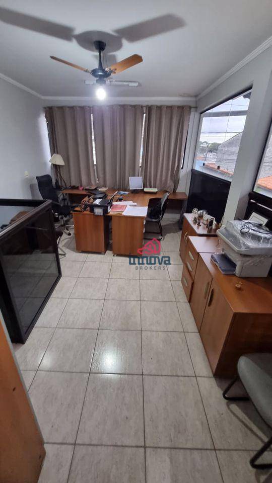 Sobrado à venda com 4 quartos, 194m² - Foto 33