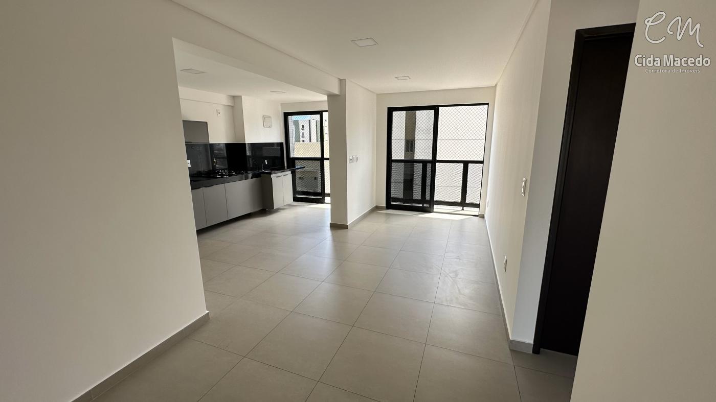 Apartamento à venda com 2 quartos, 66m² - Foto 13