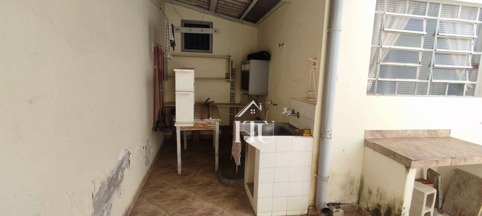 Casa à venda e aluguel com 3 quartos, 150m² - Foto 17