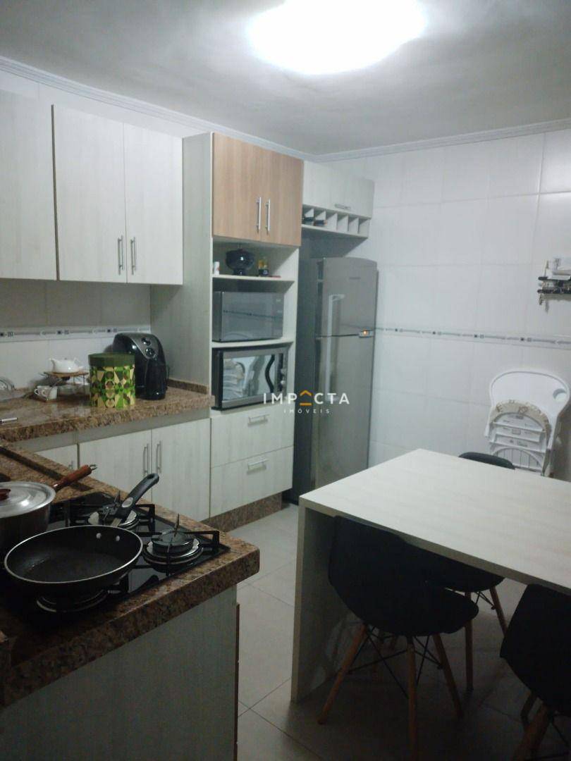 Apartamento à venda com 2 quartos, 63m² - Foto 4