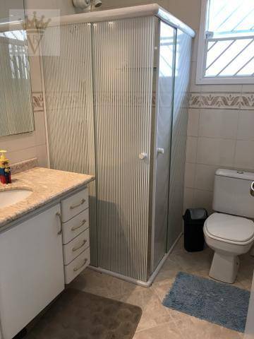 Casa à venda com 3 quartos, 250m² - Foto 15