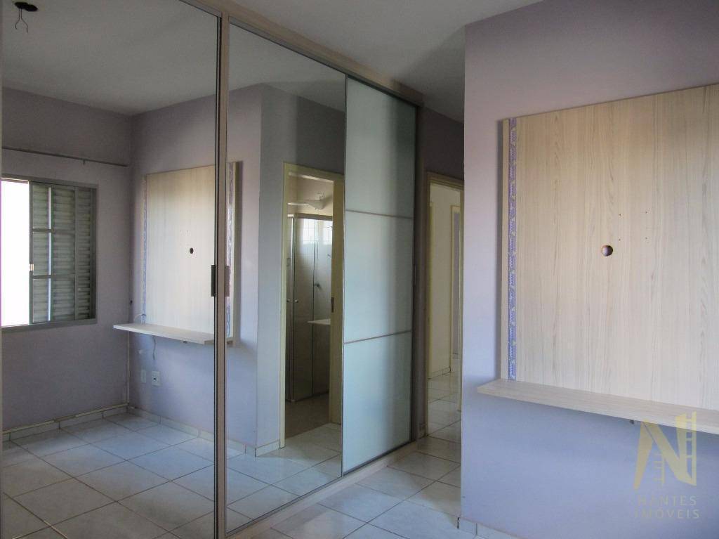 Apartamento à venda com 3 quartos, 99m² - Foto 18