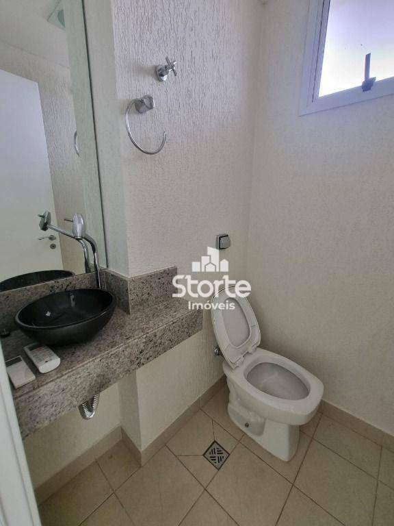 Apartamento para alugar com 3 quartos, 164m² - Foto 11