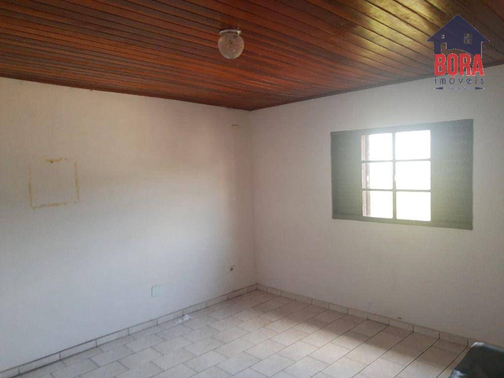 Casa à venda com 3 quartos, 200m² - Foto 27