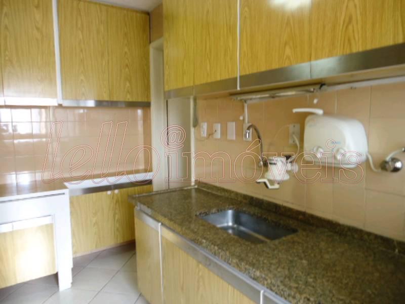 Apartamento para alugar com 3 quartos, 95m² - Foto 15