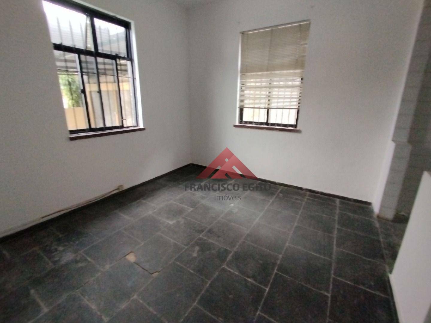 Casa à venda com 4 quartos, 120m² - Foto 6