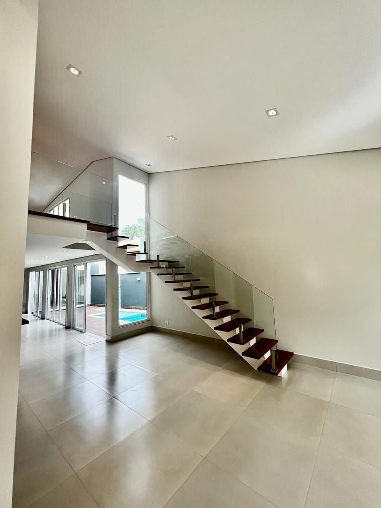 Casa à venda com 4 quartos, 367m² - Foto 19