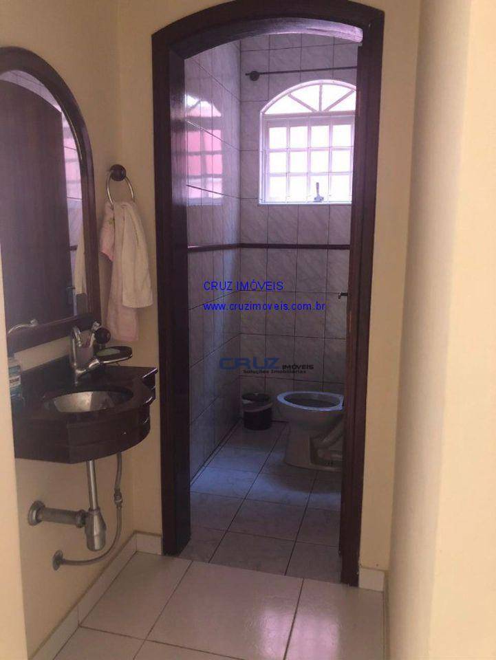 Casa à venda com 3 quartos, 239m² - Foto 11