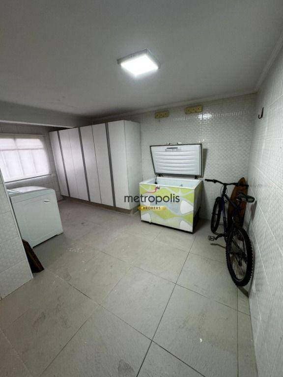 Sobrado à venda com 2 quartos, 215m² - Foto 23