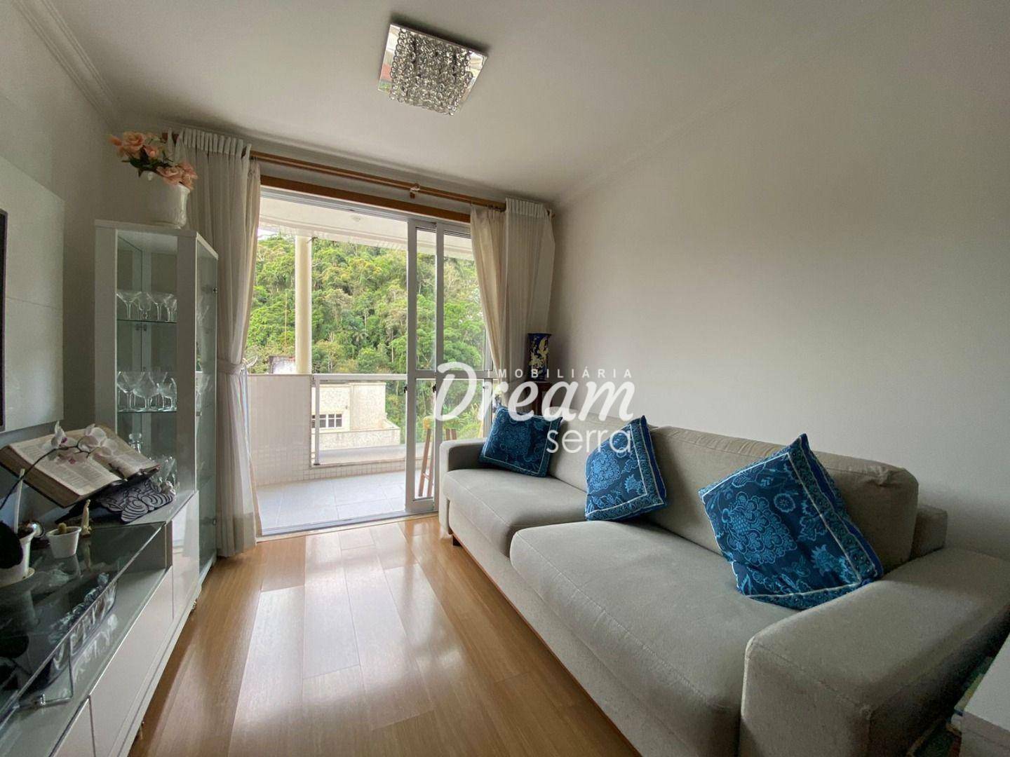 Apartamento à venda com 2 quartos, 70m² - Foto 3