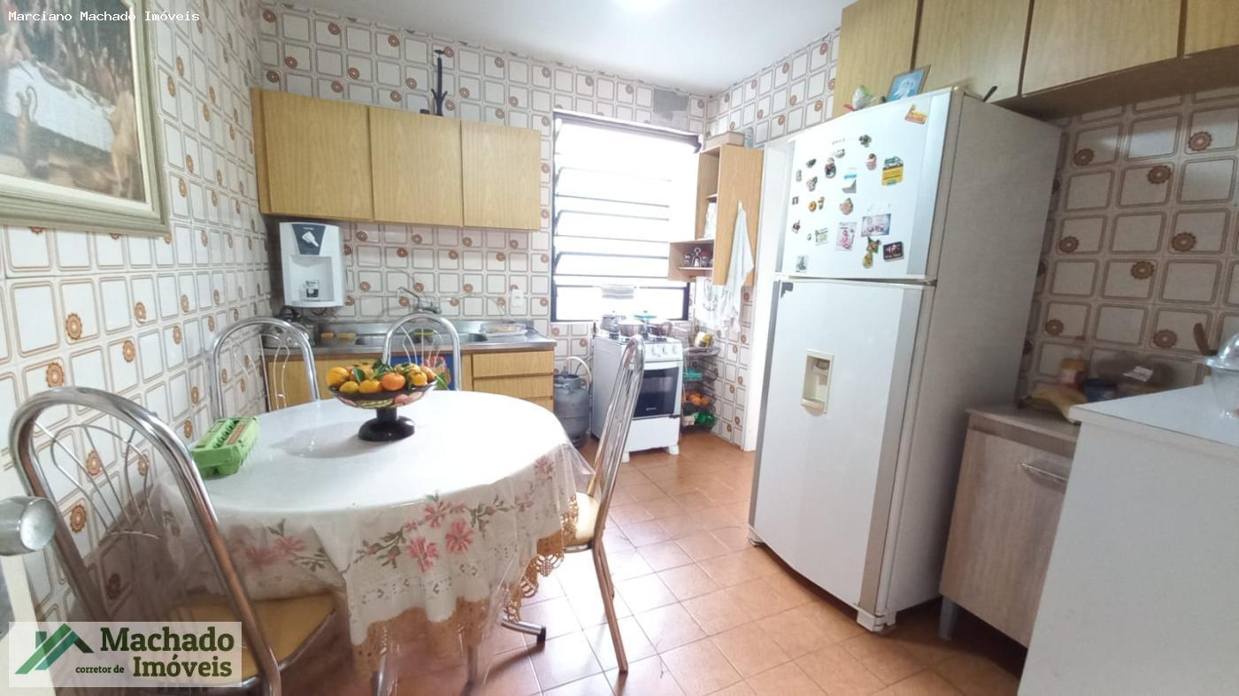 Apartamento à venda com 3 quartos, 128m² - Foto 5