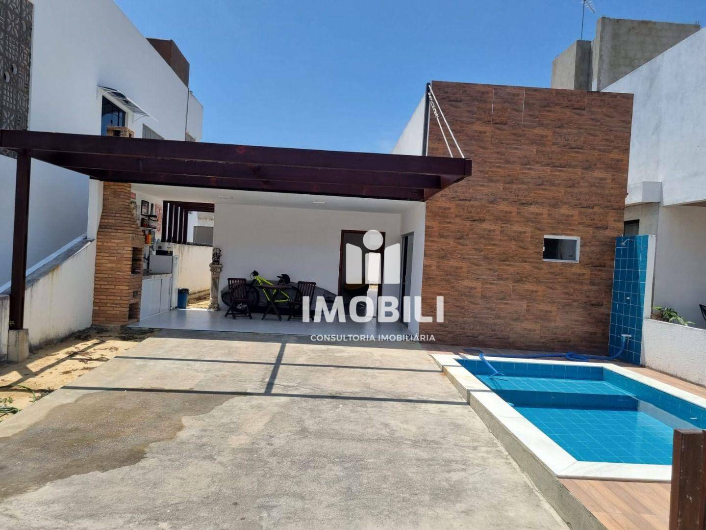 Casa de Condomínio à venda com 3 quartos, 118m² - Foto 1
