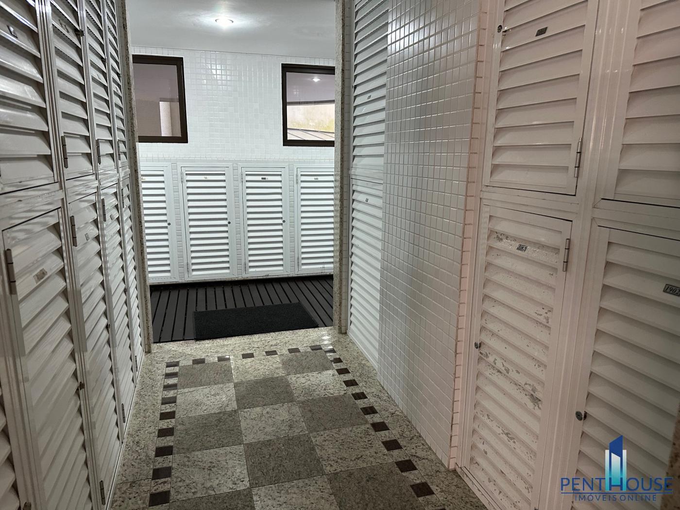 Apartamento à venda com 3 quartos, 179m² - Foto 25