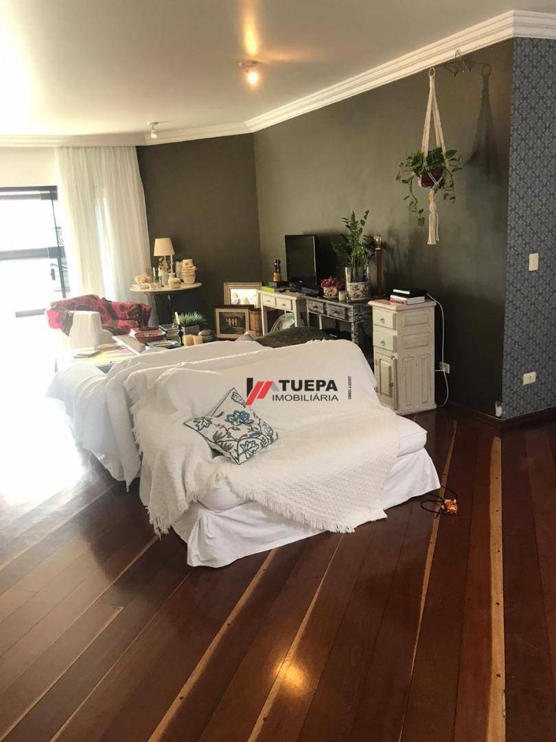 Apartamento à venda com 4 quartos, 210m² - Foto 32