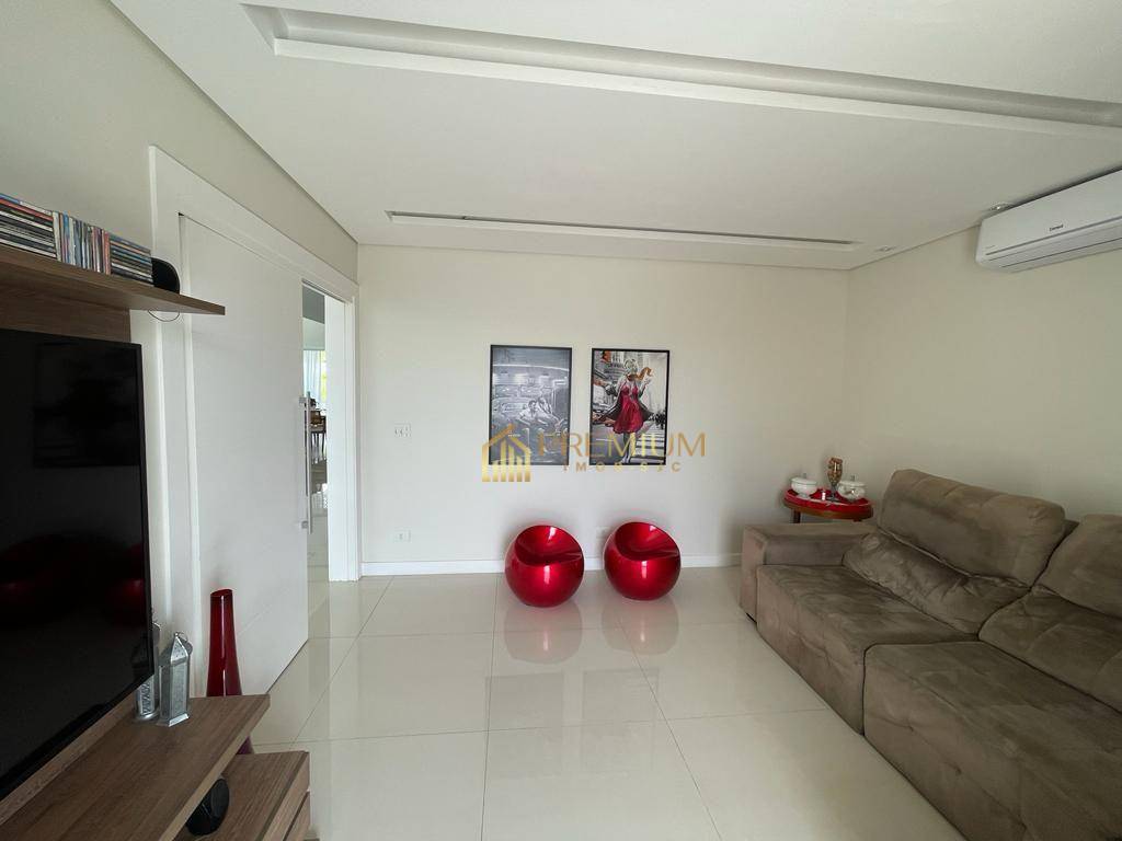 Sobrado, 5 quartos, 346 m² - Foto 4