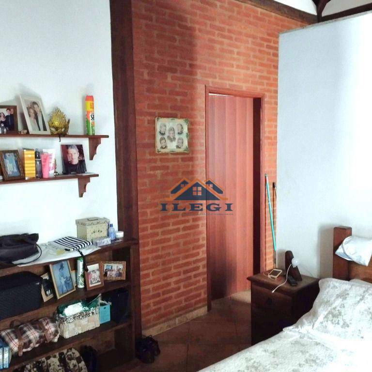 Casa de Condomínio à venda com 3 quartos, 210m² - Foto 26