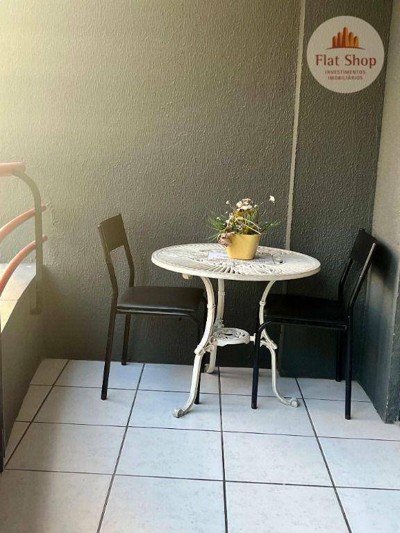 Apartamento à venda com 2 quartos, 70m² - Foto 7