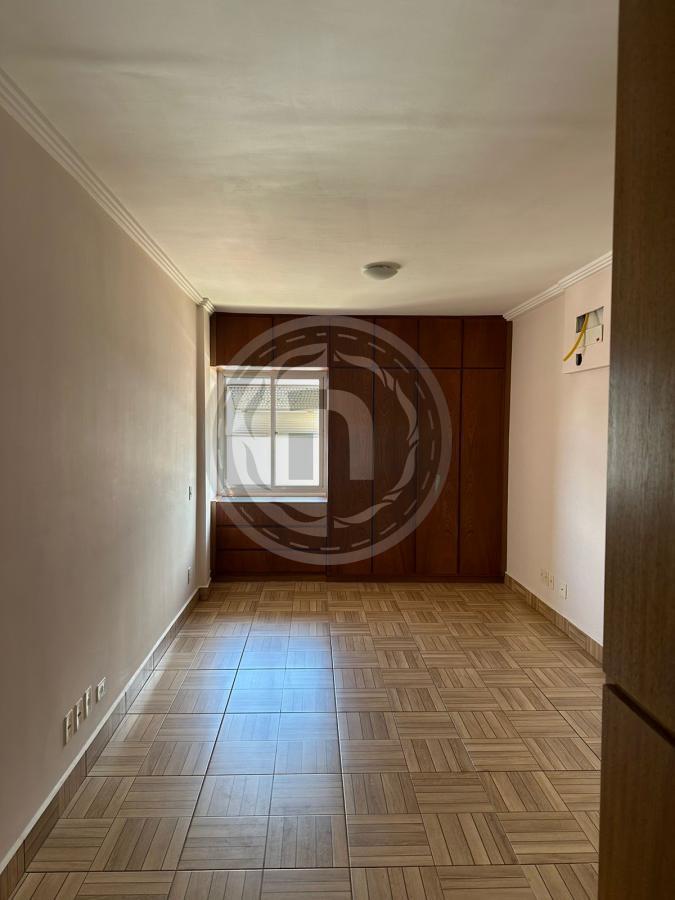 Apartamento à venda com 3 quartos, 147m² - Foto 8