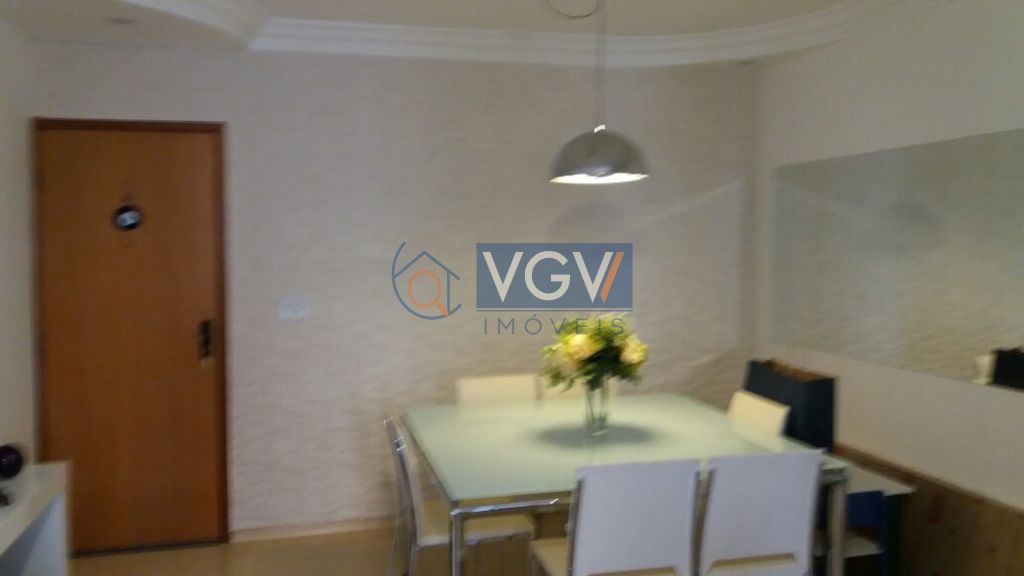 Apartamento à venda com 2 quartos, 65m² - Foto 4