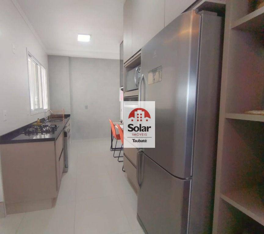 Apartamento à venda com 3 quartos, 142m² - Foto 4