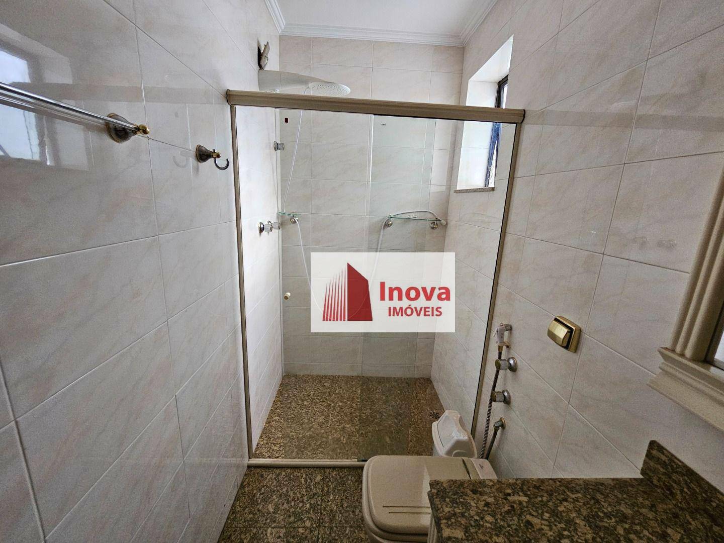 Apartamento à venda com 3 quartos, 180m² - Foto 20