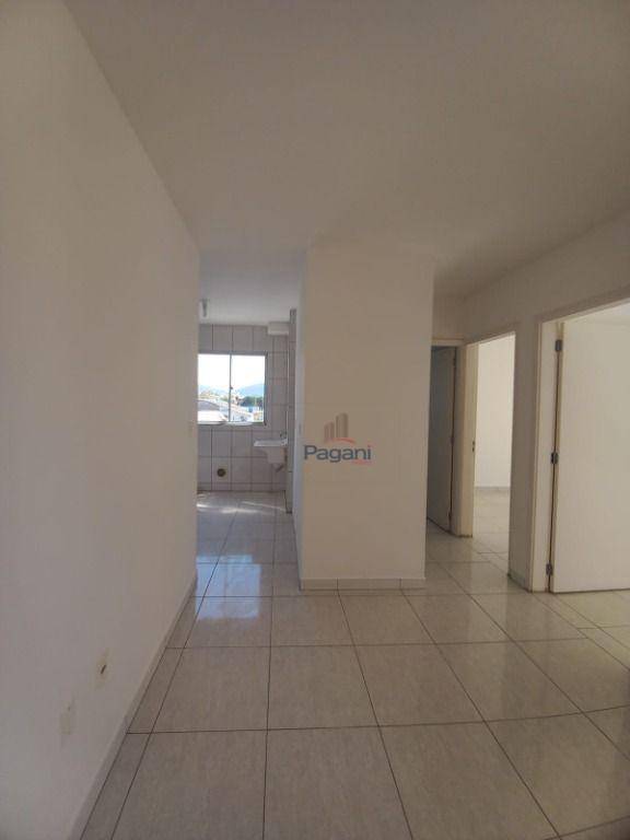 Apartamento para alugar com 2 quartos, 47m² - Foto 4