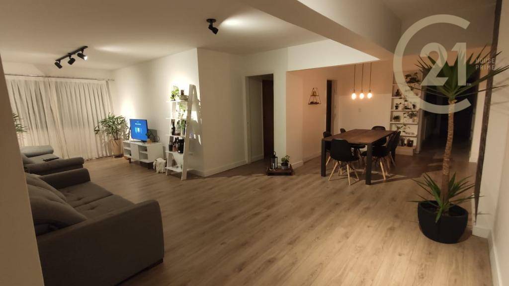 Apartamento à venda com 3 quartos, 115m² - Foto 1