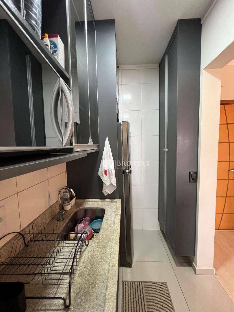 Apartamento à venda com 3 quartos, 63m² - Foto 6