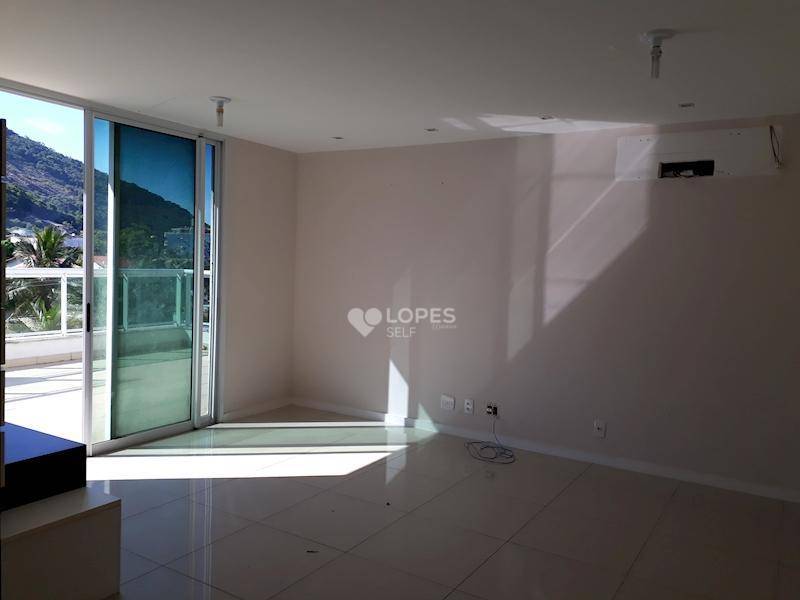 Cobertura à venda com 3 quartos, 216m² - Foto 9