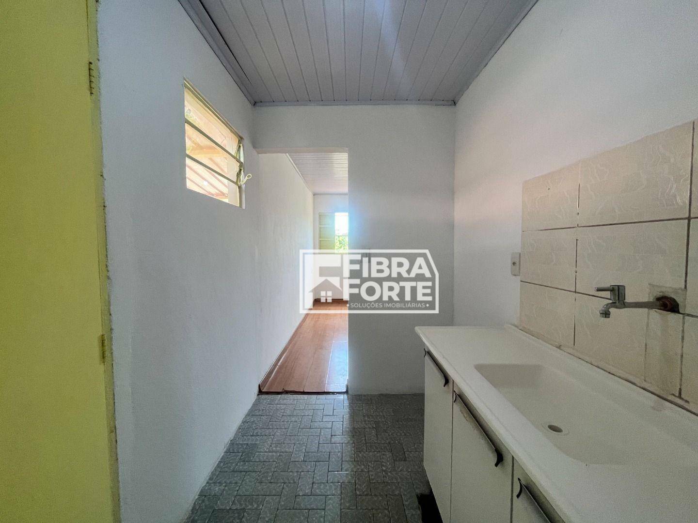 Casa à venda com 3 quartos, 76m² - Foto 12