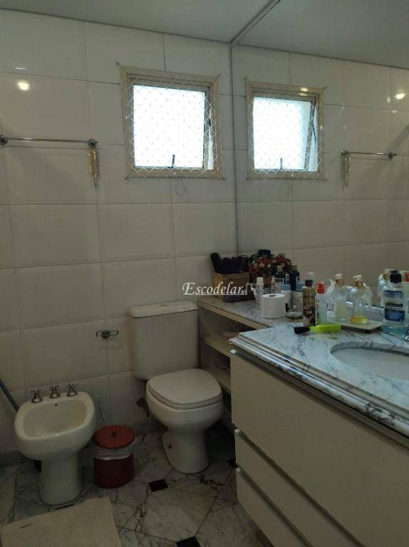 Apartamento à venda com 4 quartos, 180m² - Foto 19