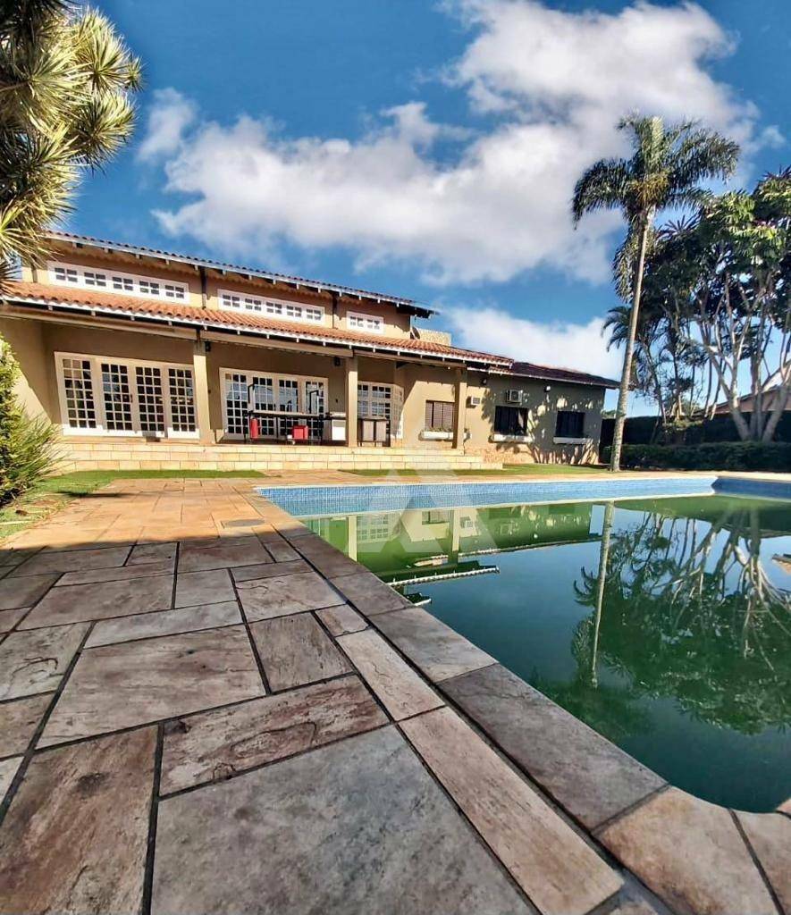 Casa, 4 quartos, 650 m² - Foto 1