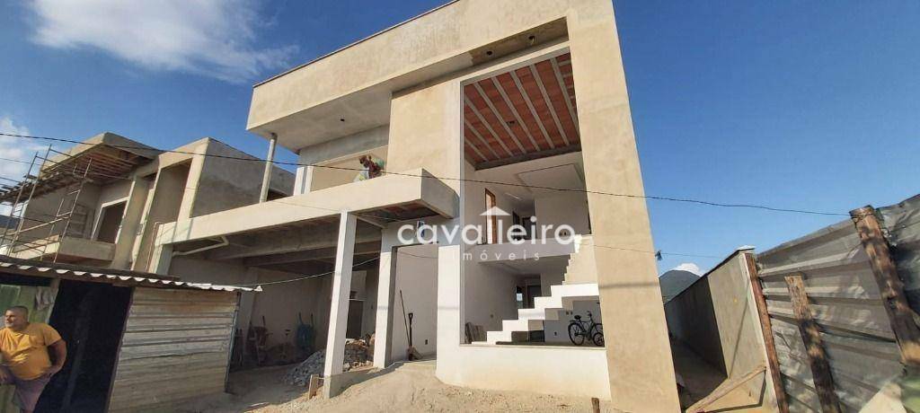 Casa de Condomínio à venda com 4 quartos, 304m² - Foto 1