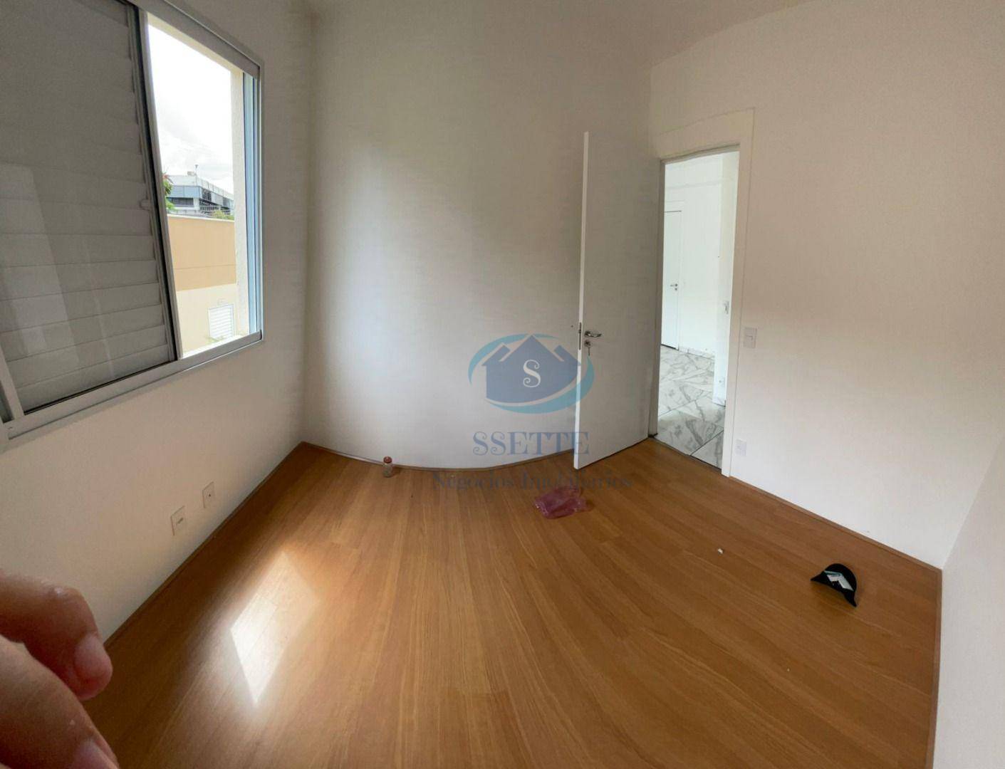 Apartamento à venda com 2 quartos, 45m² - Foto 4