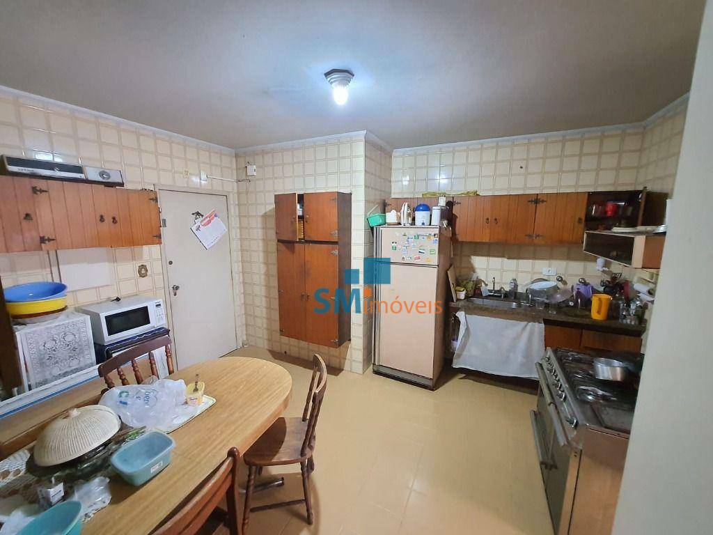 Apartamento à venda com 3 quartos, 130m² - Foto 8