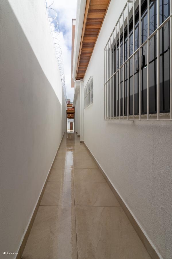 Casa à venda com 3 quartos, 250m² - Foto 5