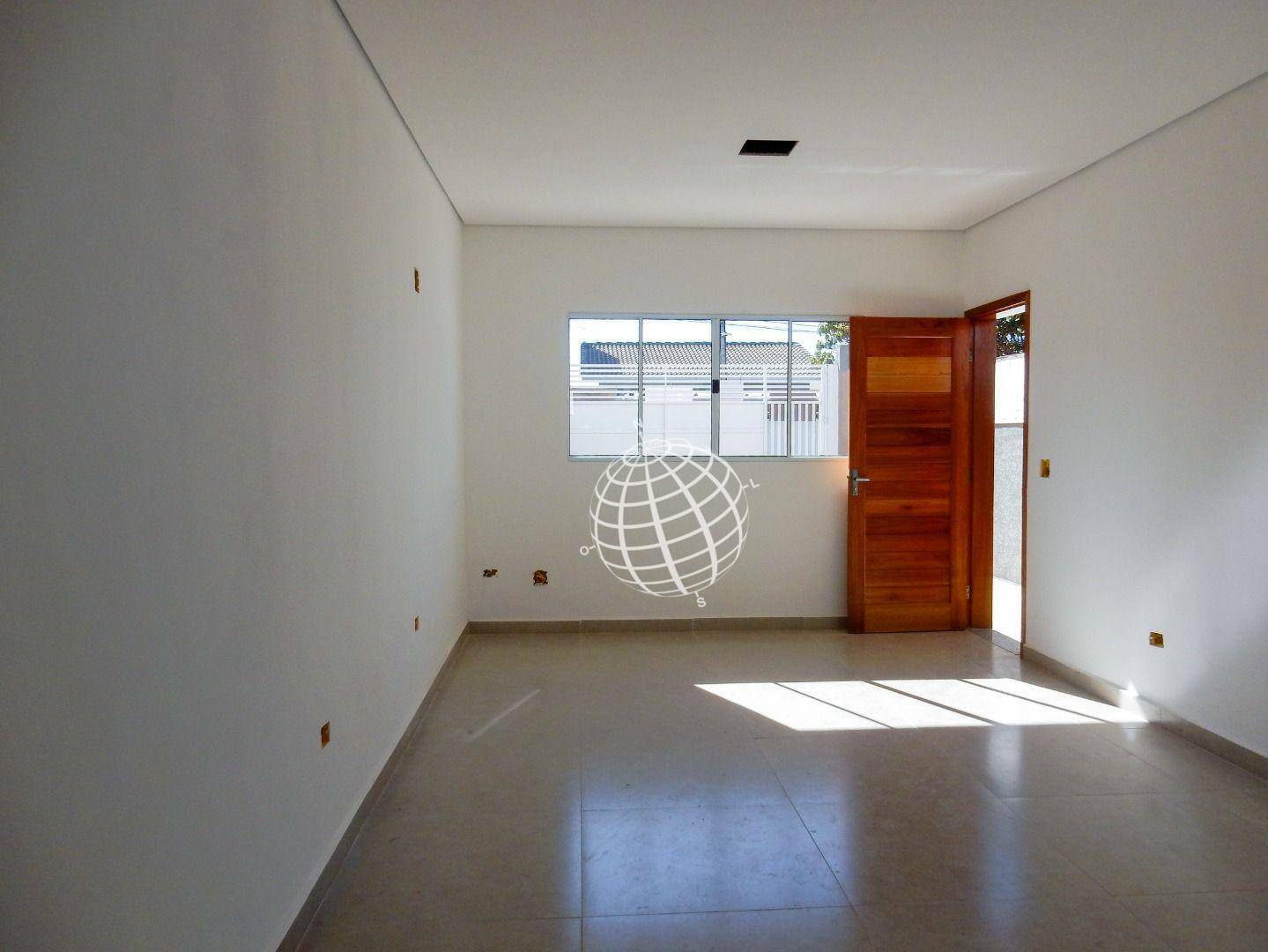 Casa à venda com 2 quartos, 67m² - Foto 4