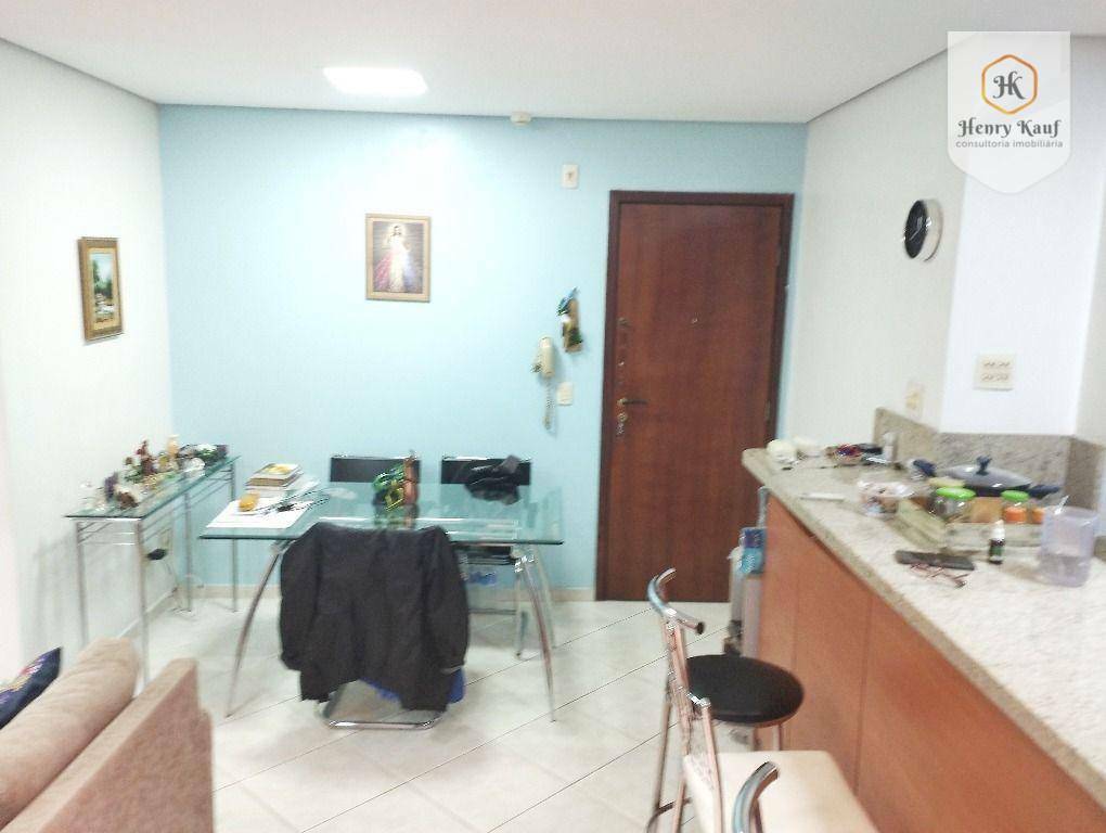 Apartamento à venda com 1 quarto, 57m² - Foto 9