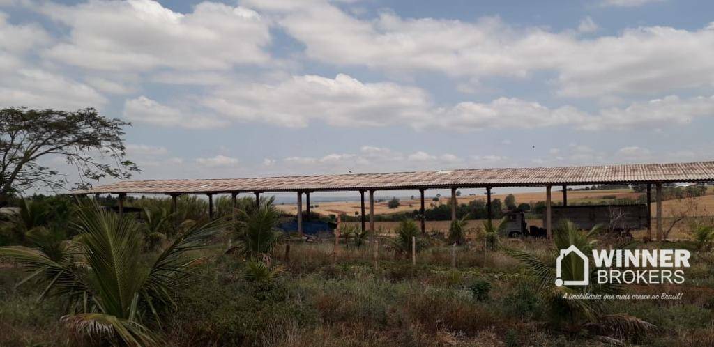 Chácara à venda com 1 quarto, 45000M2 - Foto 1