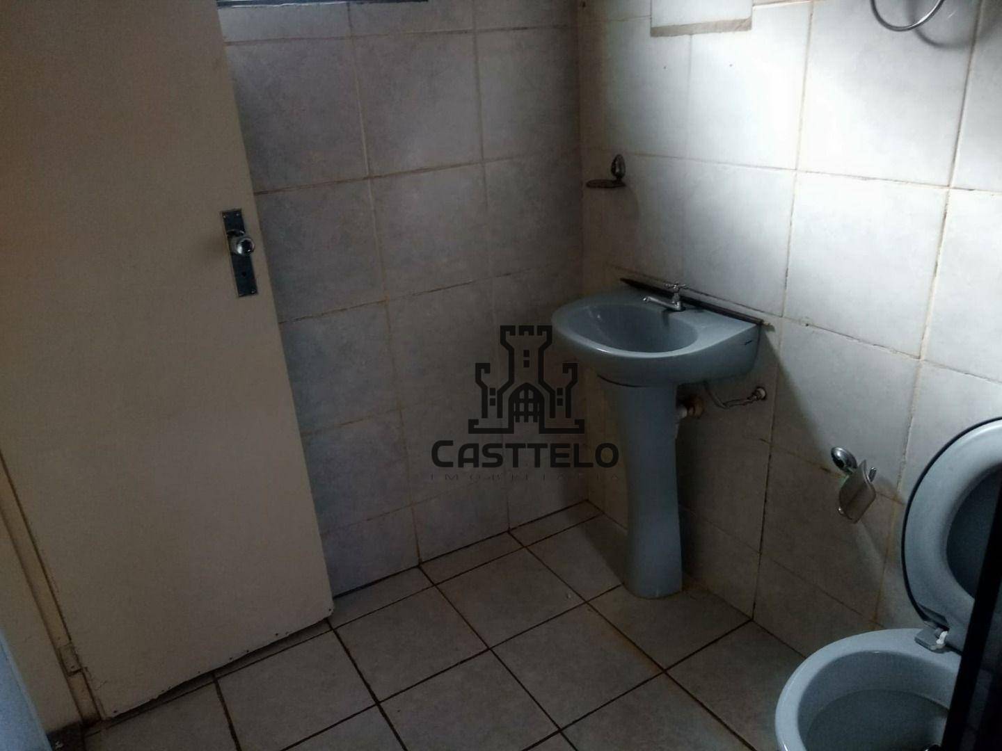 Casa à venda com 3 quartos, 70m² - Foto 29