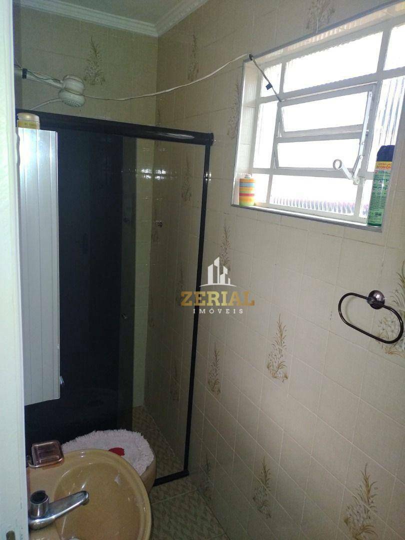 Sobrado à venda com 3 quartos, 250m² - Foto 18