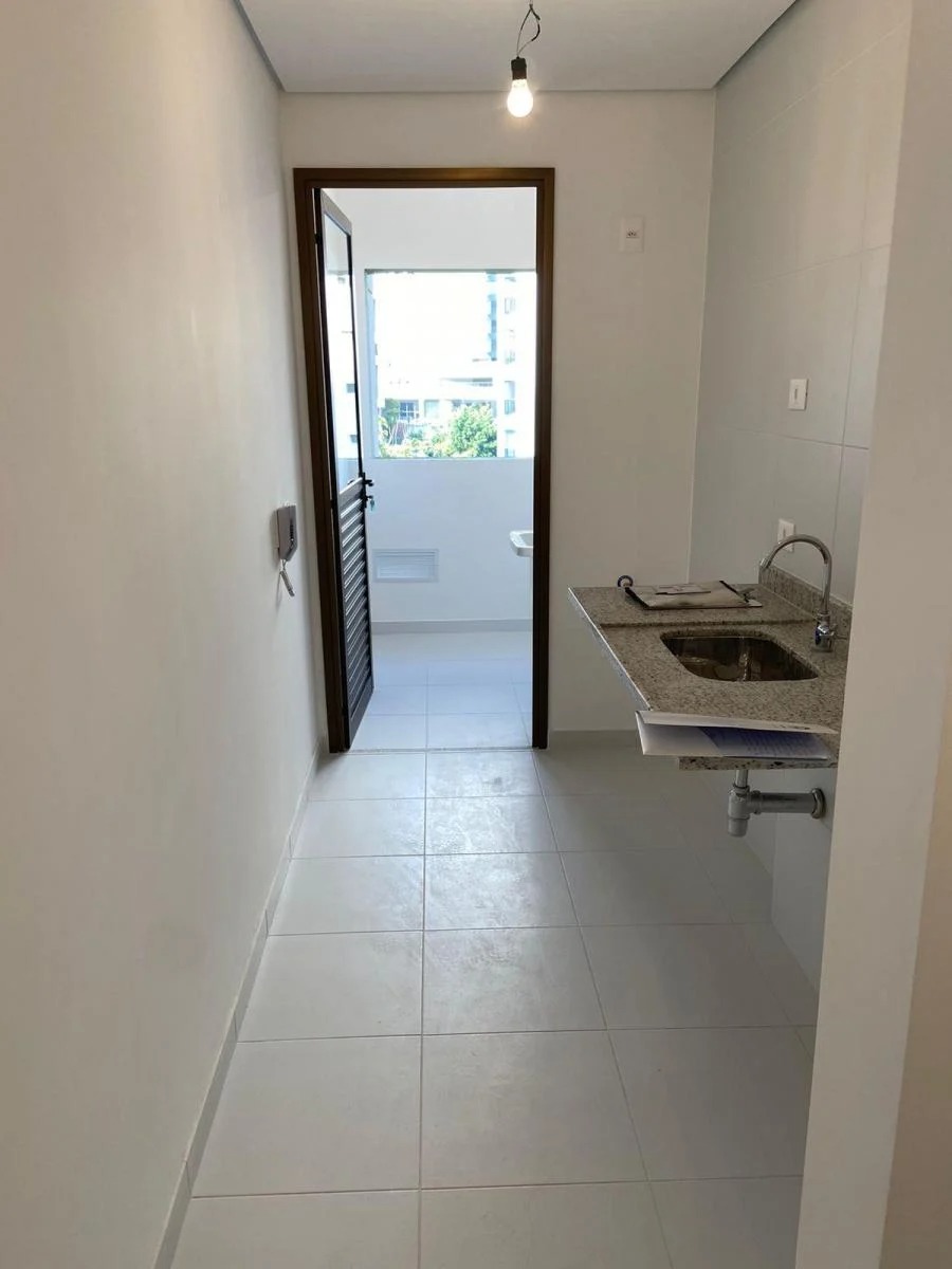 Apartamento à venda com 2 quartos, 70m² - Foto 11