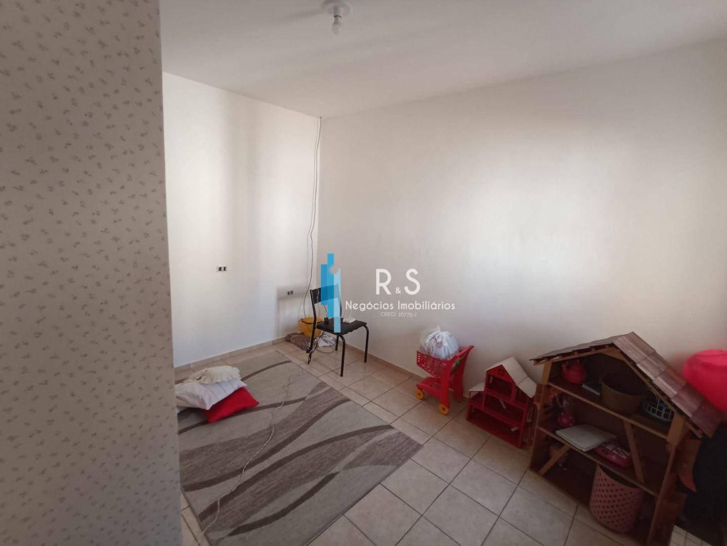 Casa à venda com 5 quartos, 176m² - Foto 9