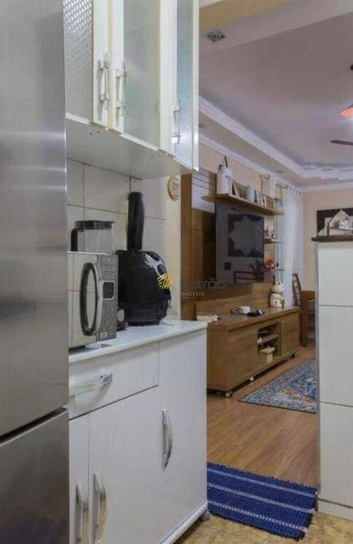 Apartamento à venda com 3 quartos, 70m² - Foto 6