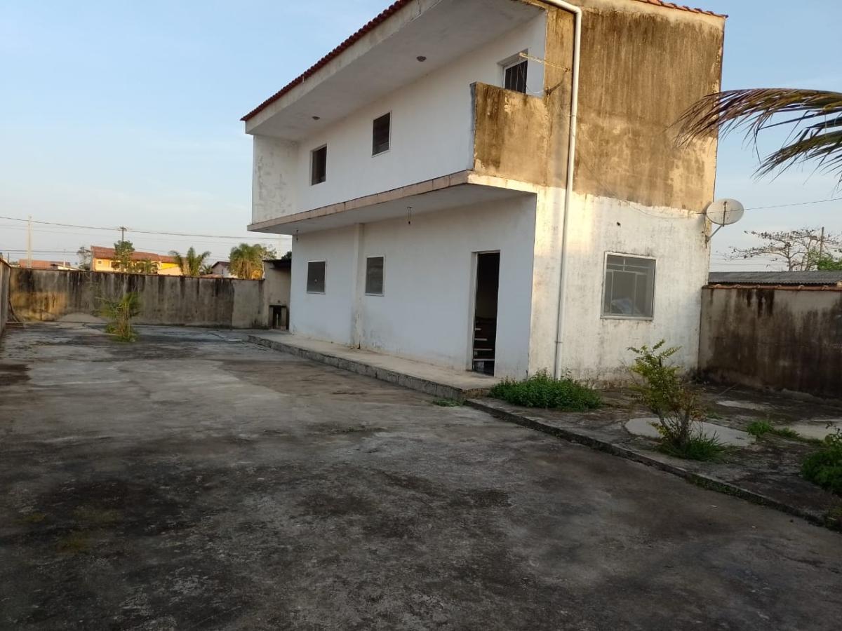 Casa à venda com 2 quartos, 250m² - Foto 3